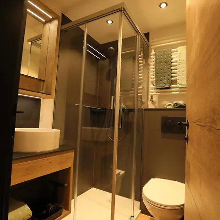 Bergliebe -neu & Modern Inspiring Places * زيرمات