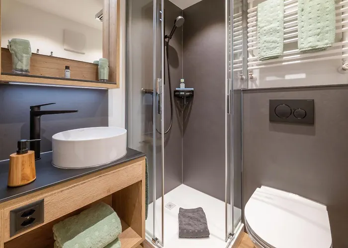 Bergliebe -neu & Modern Inspiring Places Apartment *